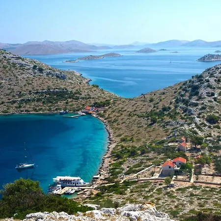 In Zaton * Zaton (Zadar)